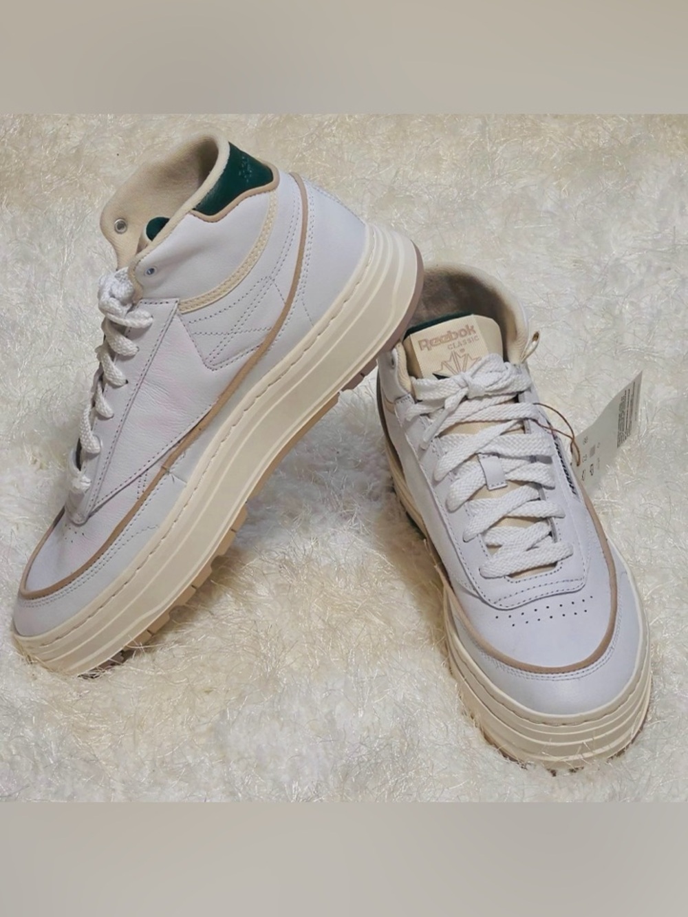 NEW_ Reebok Women’s White Leather Platform Sneakers with Cream Accents - Picture 7 of 11